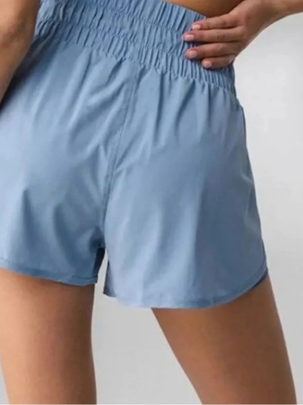 Balance Athletica / Vitality Vista Shorts - Dew Blue - Picture 2 of 6